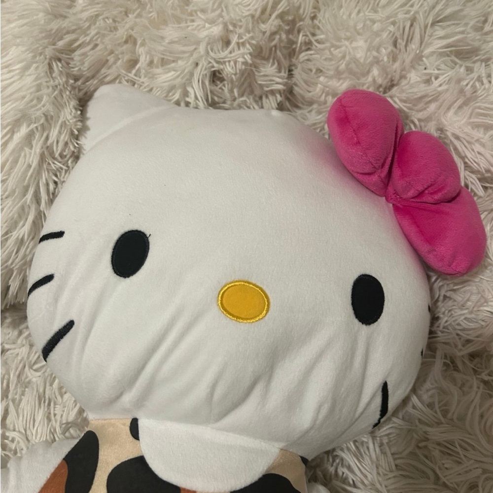 hello kitty plush - Picture 4 of 4